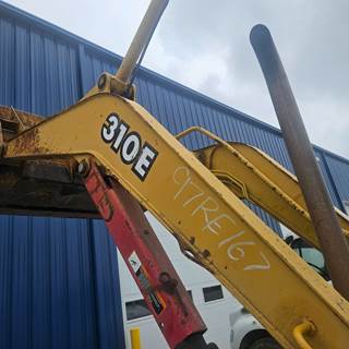 John Deere 310E Loader Lift Arm