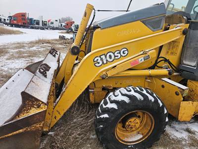 John Deere 310SG Loader Lift Arm