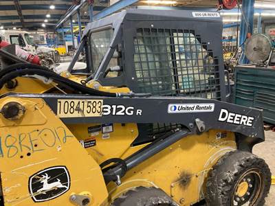 John Deere 312GR Loader Lift Arm