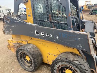 John Deere 324E Loader Lift Arm