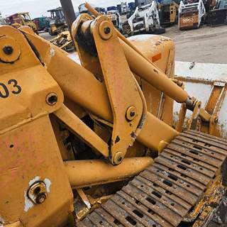 John Deere 450C Loader Lift Arm