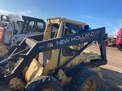 New Holland L553 Loader Lift Arm