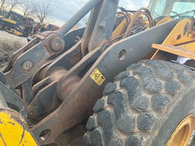 Volvo L150E Loader Lift Arm