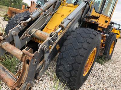 Volvo L90B Loader Lift Arm
