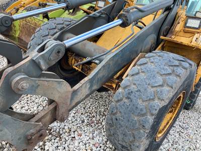 Volvo L90B Loader Lift Arm