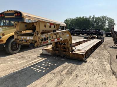 Trail King 53x102 Tri Axle Steel Lowboy Trailer - Air Ride, Fixed Axle