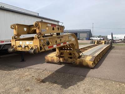 Trail King 4ft Tri Axle Steel Lowboy Trailer - Air Ride, Fixed Axle