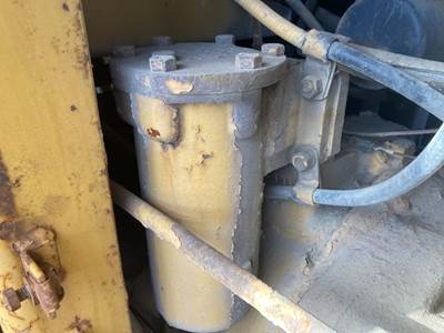 Caterpillar 930 Oil Cooler