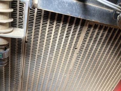 Manitou MLT840-115 Oil Cooler