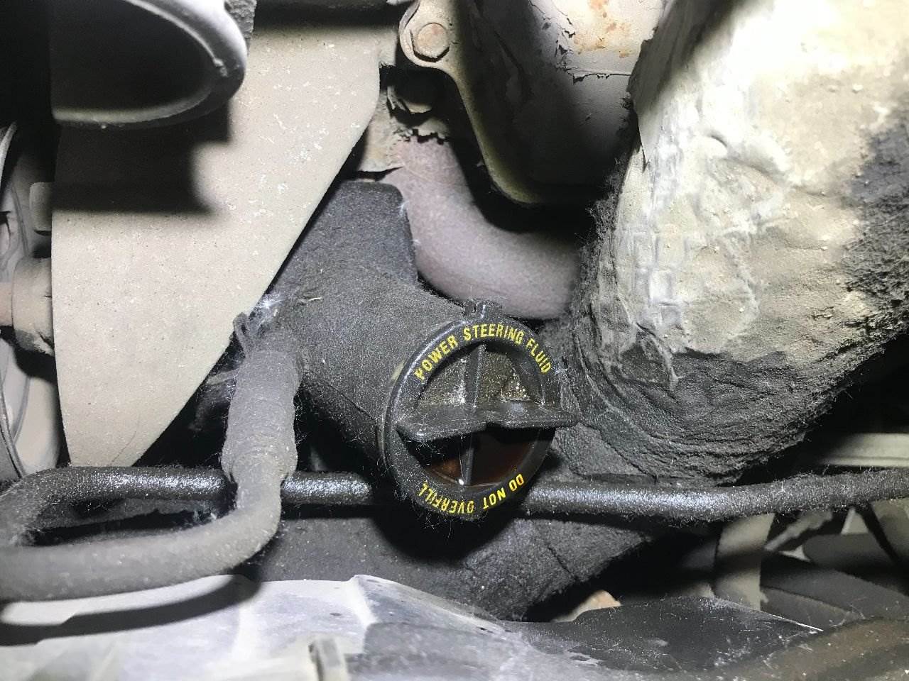 1999 Ford F550 Power Steering Reservoir for a Ford F550 Super Duty For