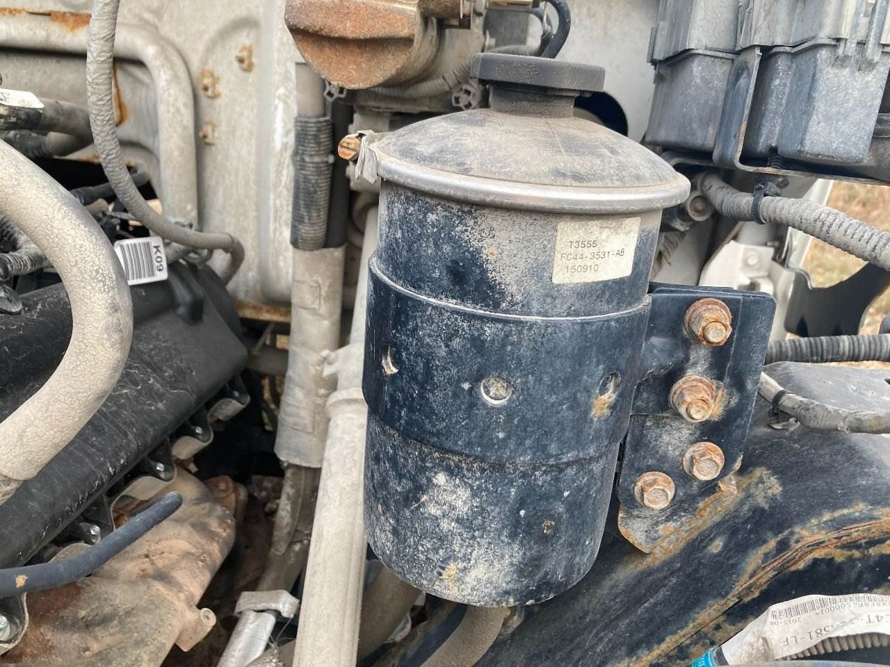 2016 Ford F650 Power Steering Reservoir for a Ford F650 For Sale Des