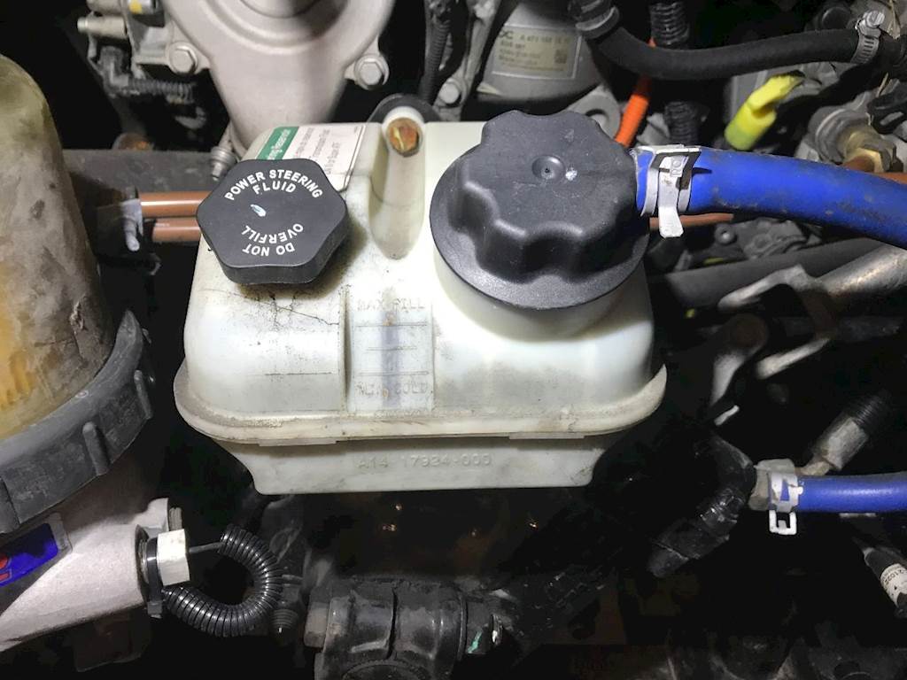 2017 Freightliner Cascadia Power Steering Reservoir For Sale Kansas