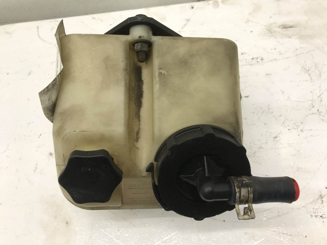 2015 Freightliner Cascadia Power Steering Reservoir For Sale Kansas