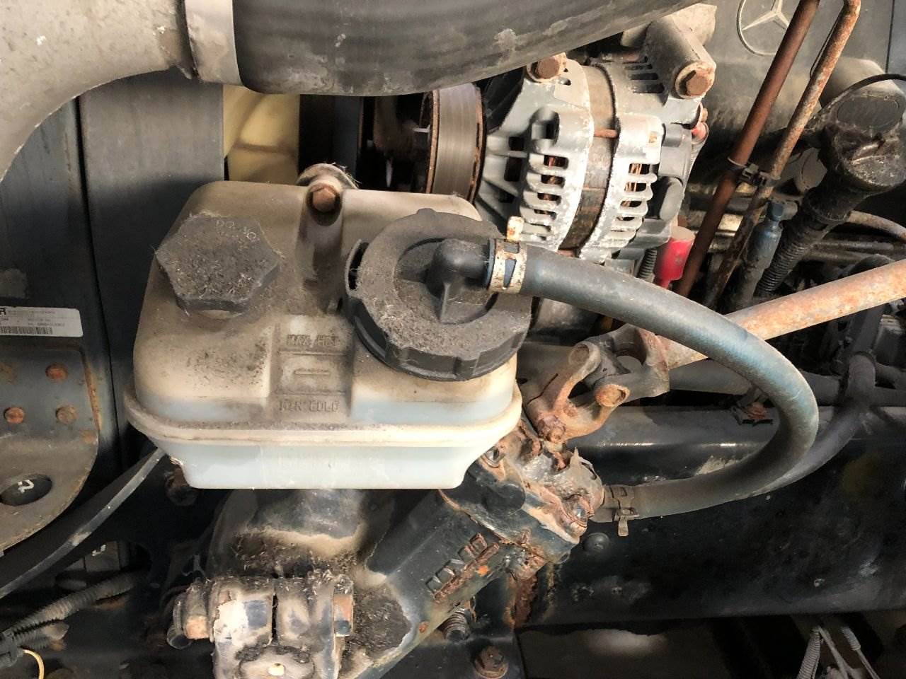 2007 Freightliner Columbia 120 Power Steering Reservoir For Sale