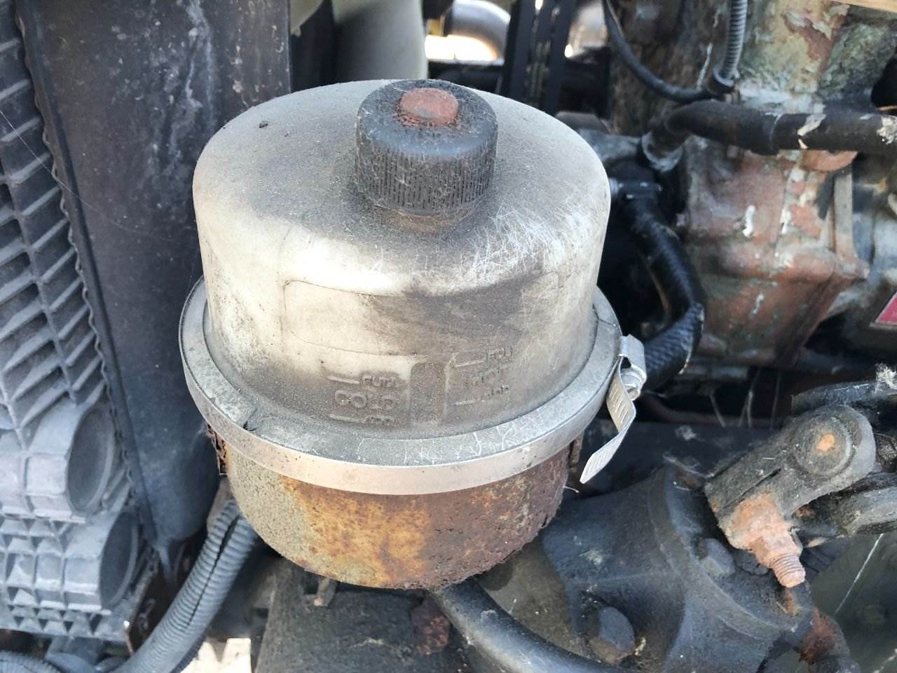 2002 Freightliner Columbia 120 Power Steering Reservoir For Sale Des