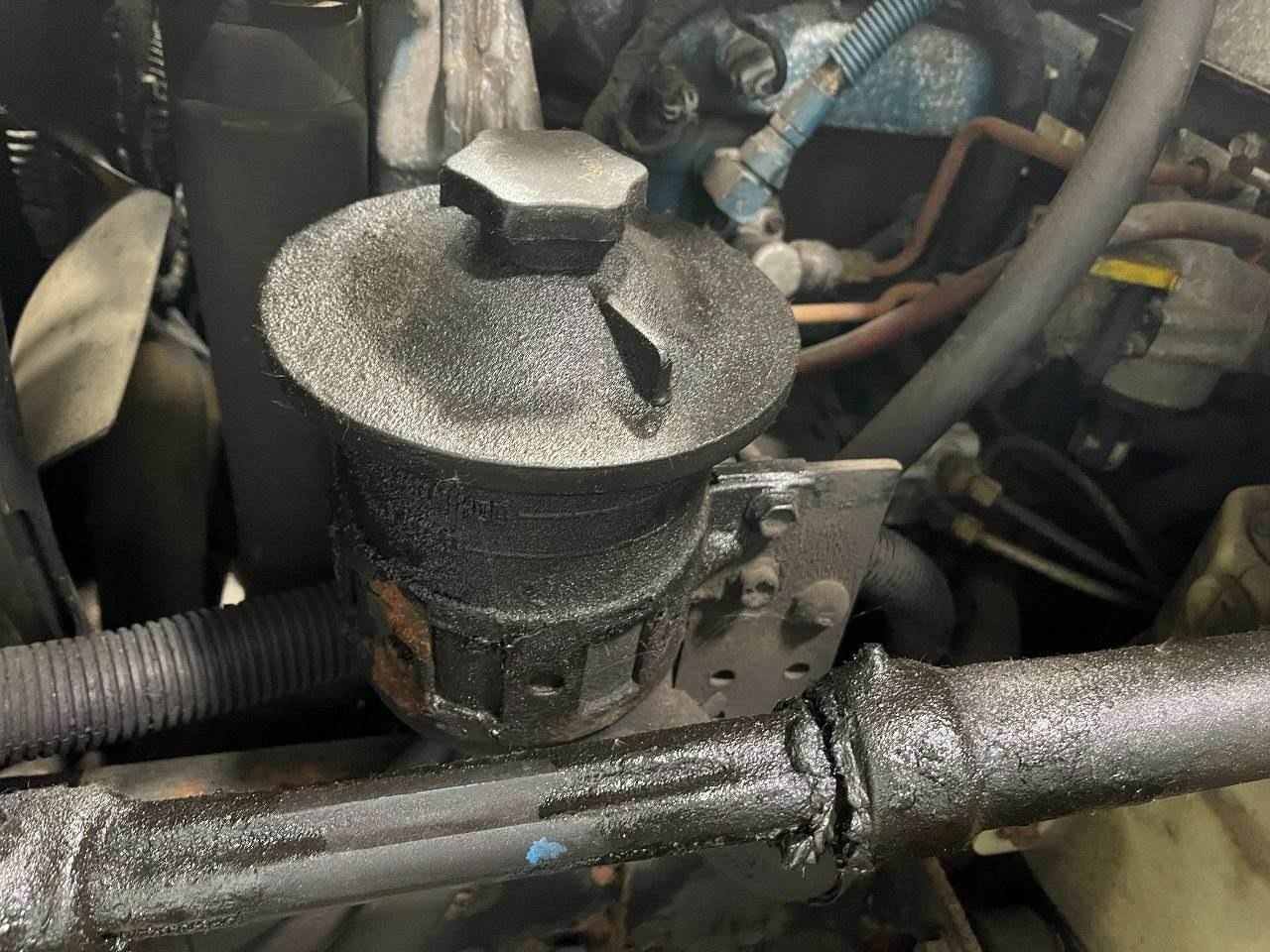 2006 International 4300 Power Steering Reservoir For Sale Winimac, IN