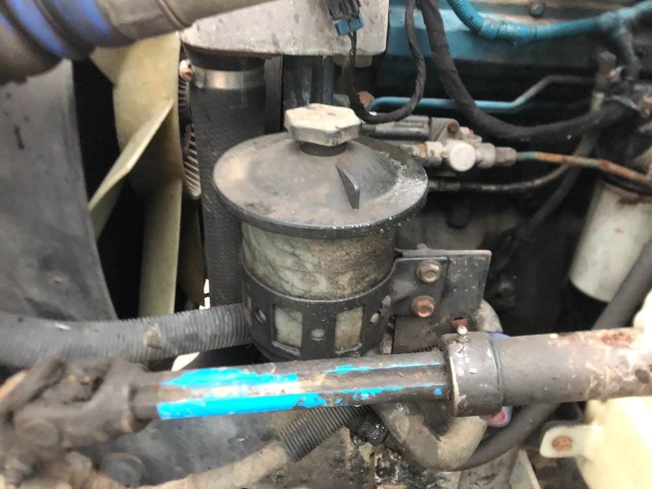 2003 International 4300 Power Steering Reservoir For Sale Kansas City