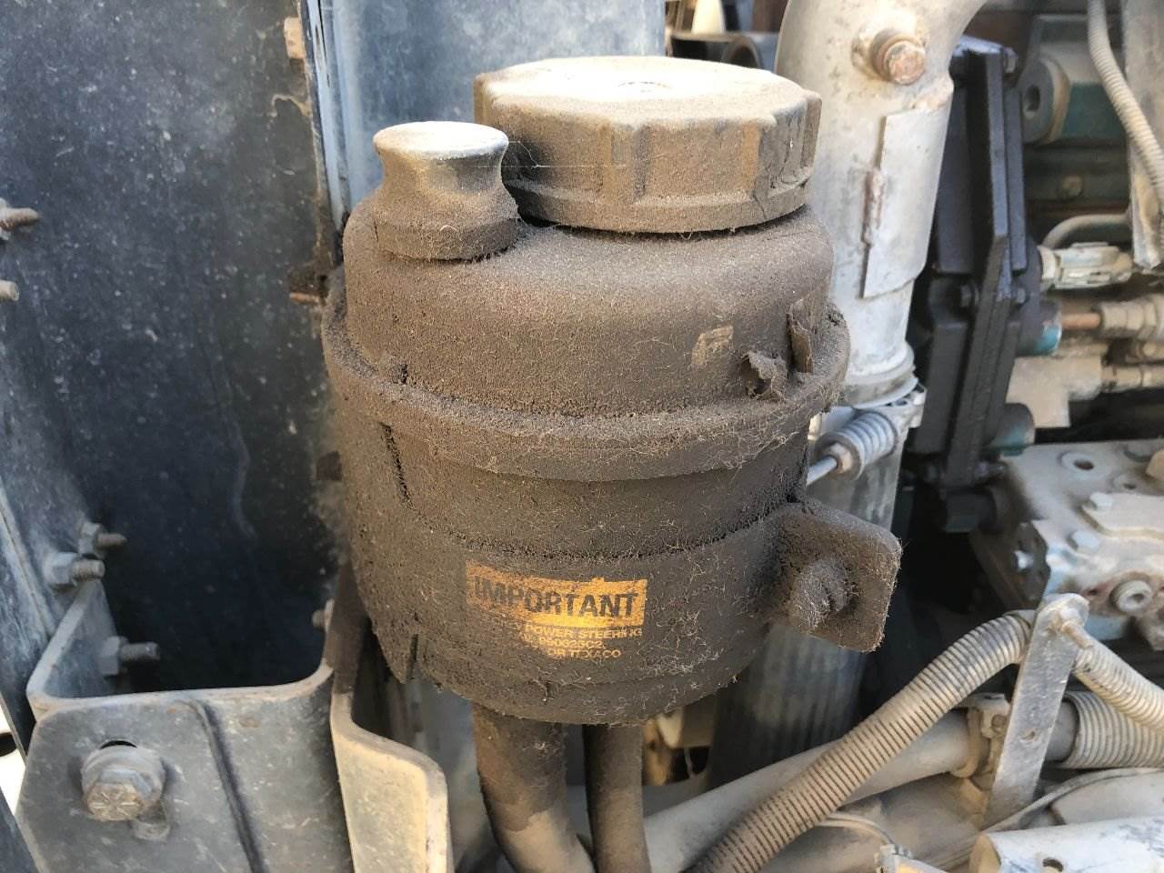 2000 International 4700 Power Steering Reservoir For Sale Spencer, IA