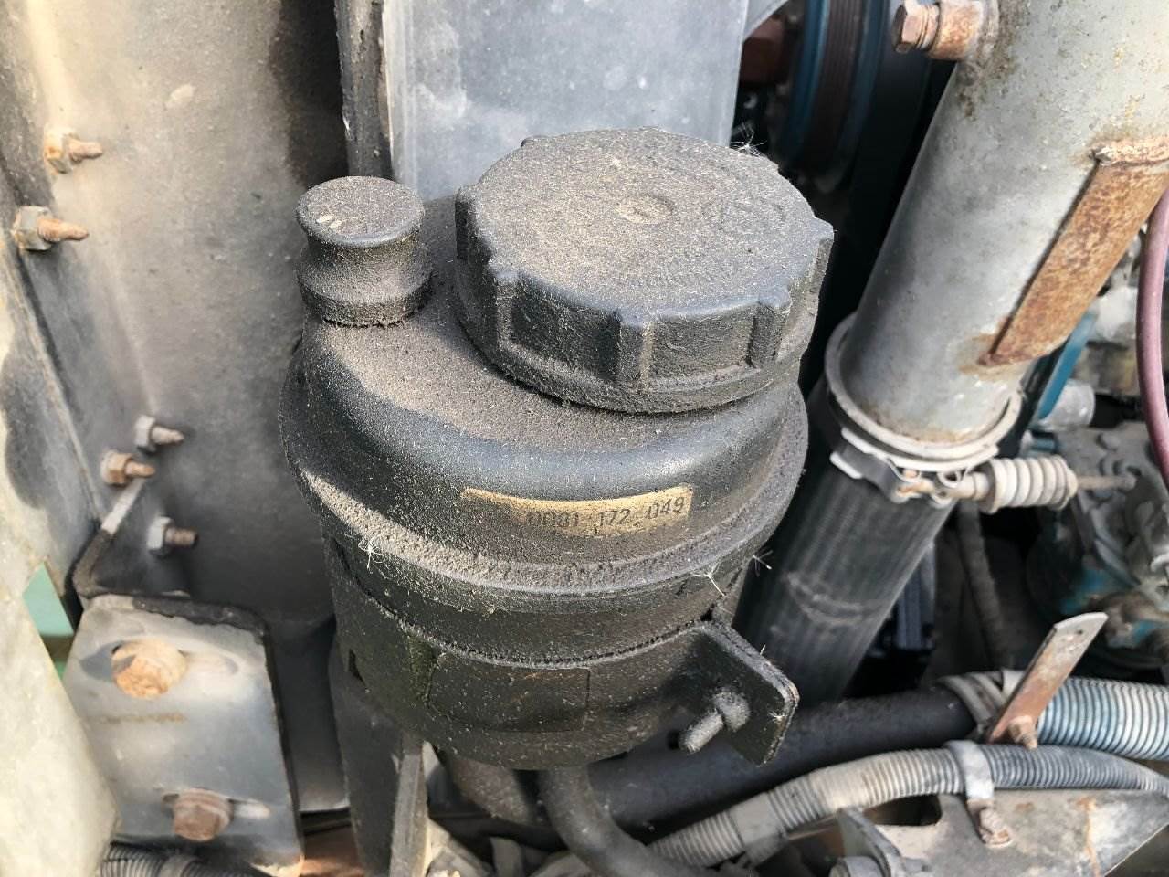 1996 International 4700 Power Steering Reservoir For Sale Des Moines