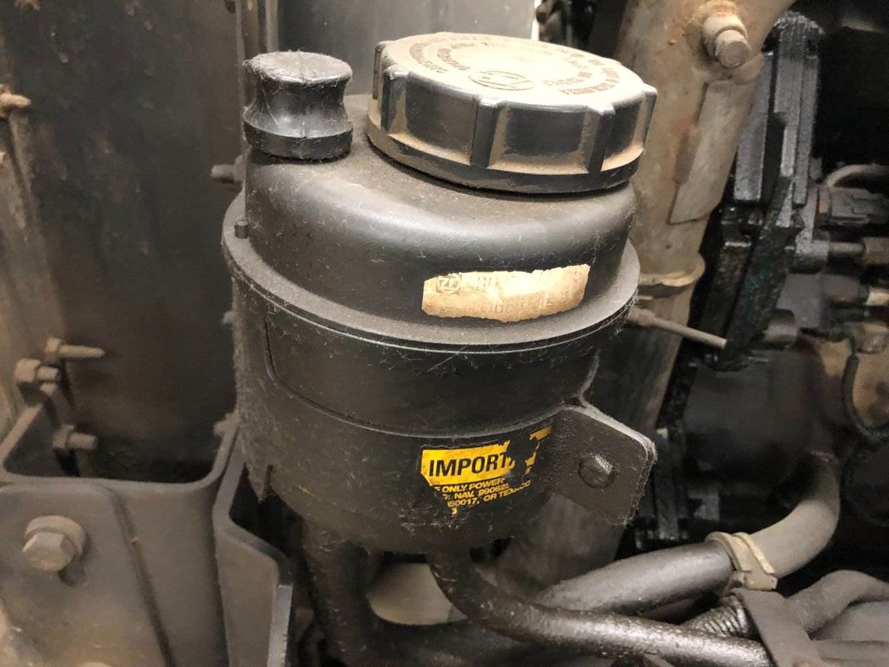 2000 International 4700 Power Steering Reservoir For Sale Spencer, IA