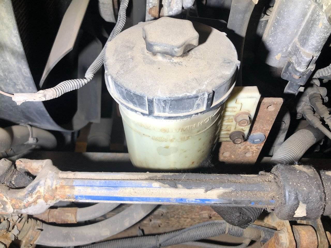 2012 International DuraStar 4300 Power Steering Reservoir for a