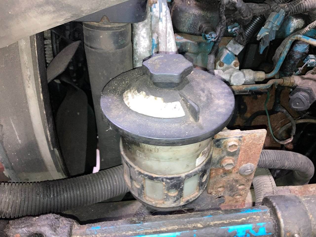 2008 International DuraStar 4300 Power Steering Reservoir for a