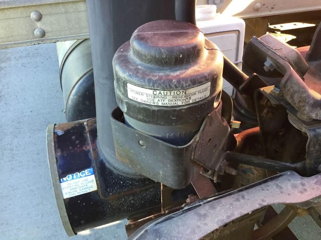1999 Isuzu NPR Power Steering Reservoir For Sale Kansas City, MO 24769449