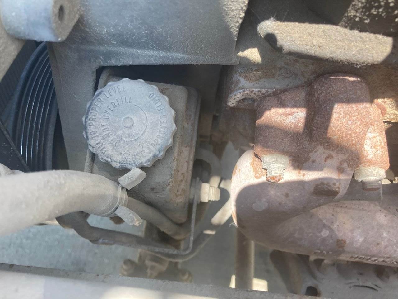 1995 Isuzu NPR Power Steering Reservoir For Sale Kansas City, MO 25278511