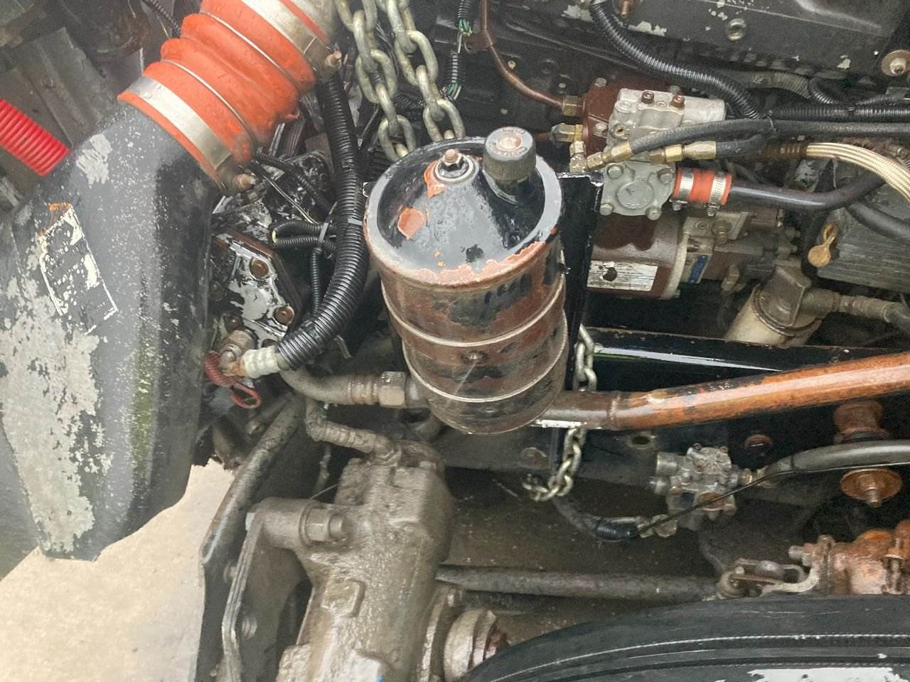 1998 Kenworth T800 Power Steering Reservoir For Sale Kansas City, MO