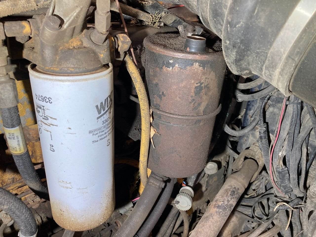 1994 Peterbilt 379 Power Steering Reservoir For Sale Sioux Falls, SD