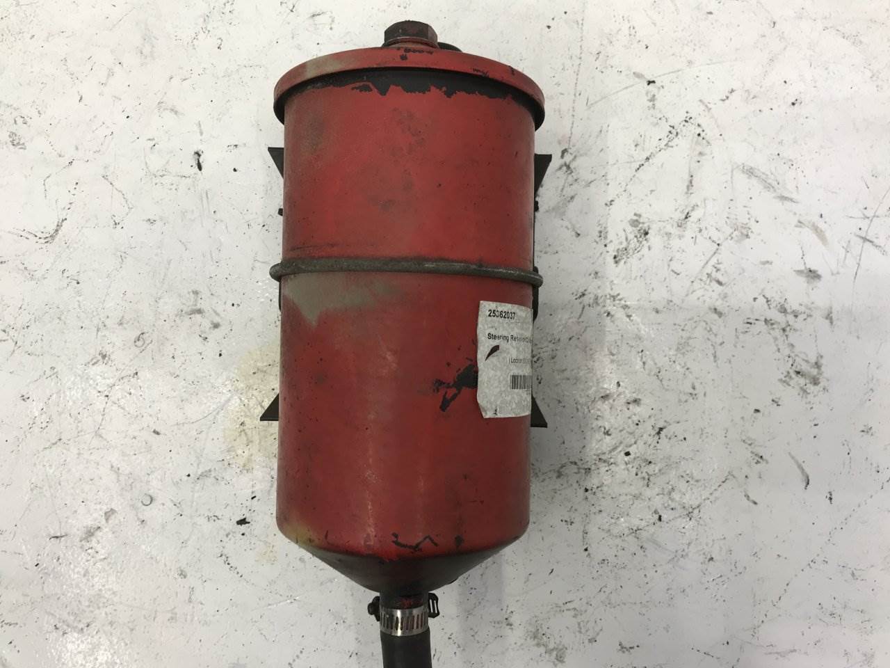 2002 Peterbilt 379 Power Steering Reservoir For Sale Kansas City, MO