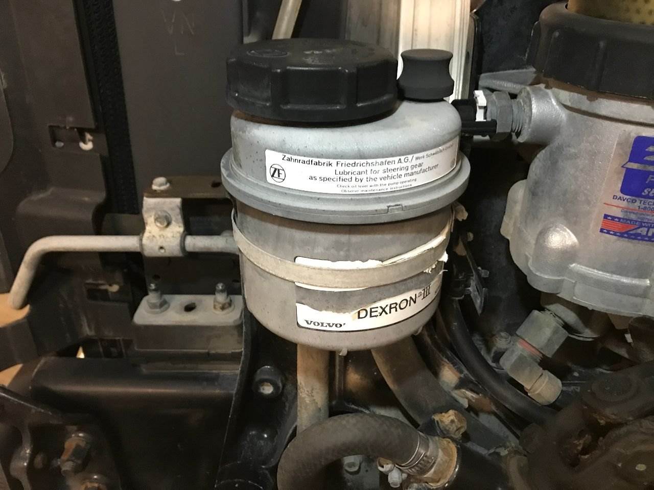 2006 Volvo VNL Power Steering Reservoir For Sale Kansas City, MO