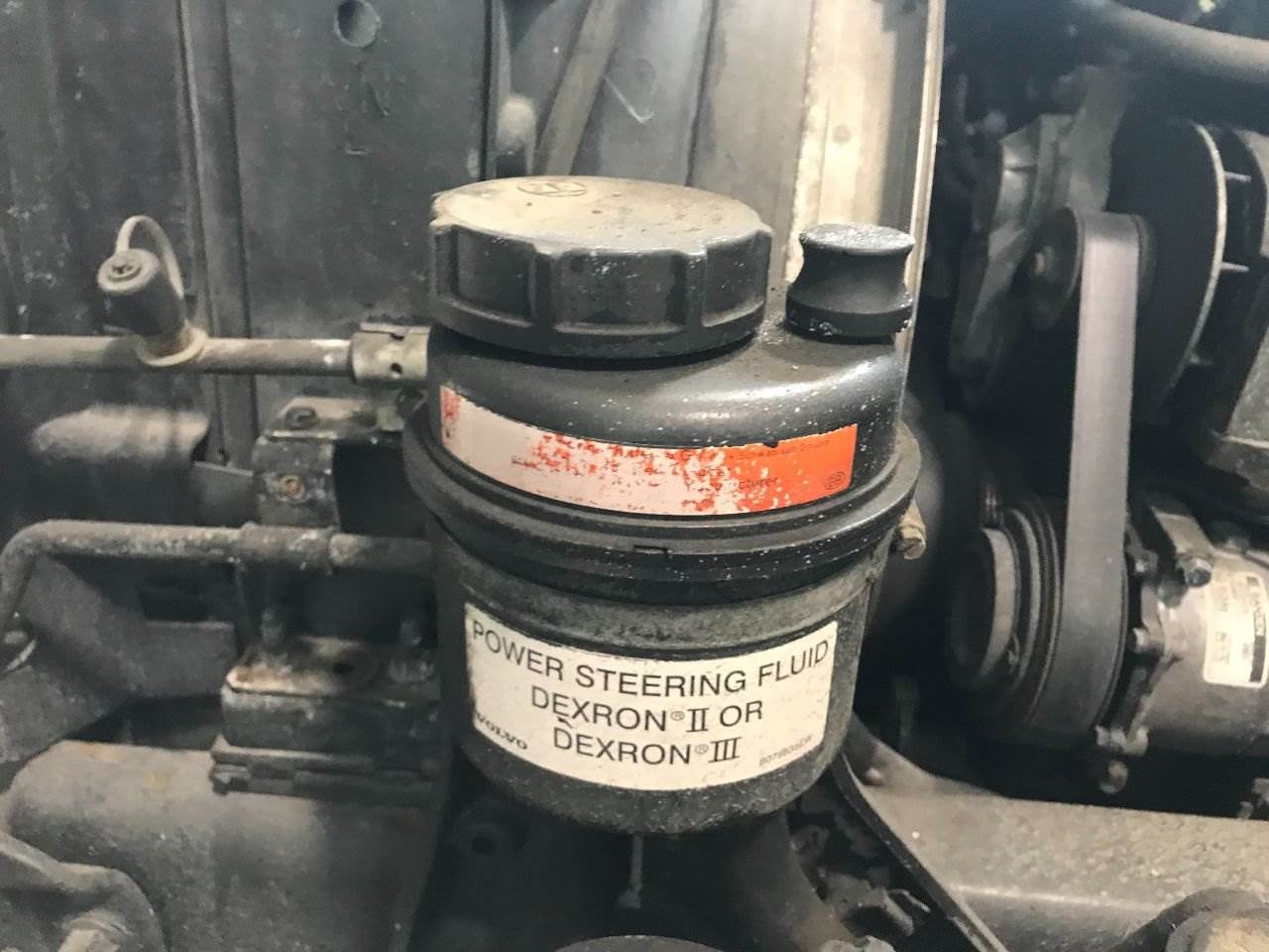 2007 Volvo VNL Power Steering Reservoir For Sale Winimac, IN