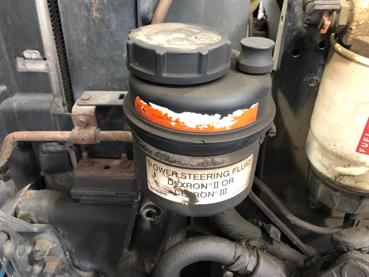 2007 Volvo VNL Power Steering Reservoir For Sale Winimac, IN