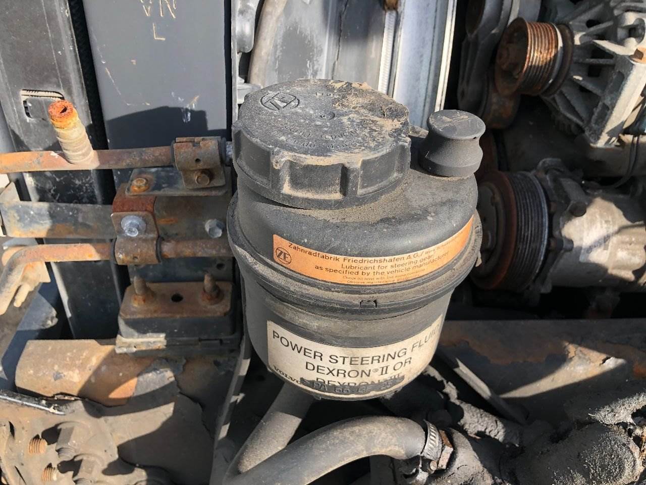 2005 Volvo VNL Power Steering Reservoir For Sale Des Moines, IA