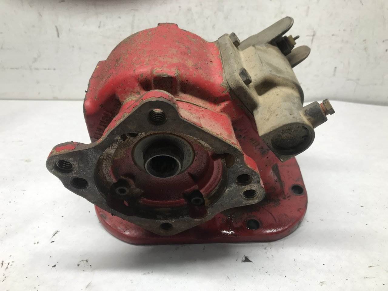 2015 Fuller RTLO18918B PTO for a Peterbilt 389 For Sale Sioux Falls, SD 489XLAHXA5XK