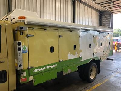 (Used) Length: 17' 2" Width: 90" 17' 2" X 90", 11 Doors At 42" X 35", REFRIGERAtOR Unit