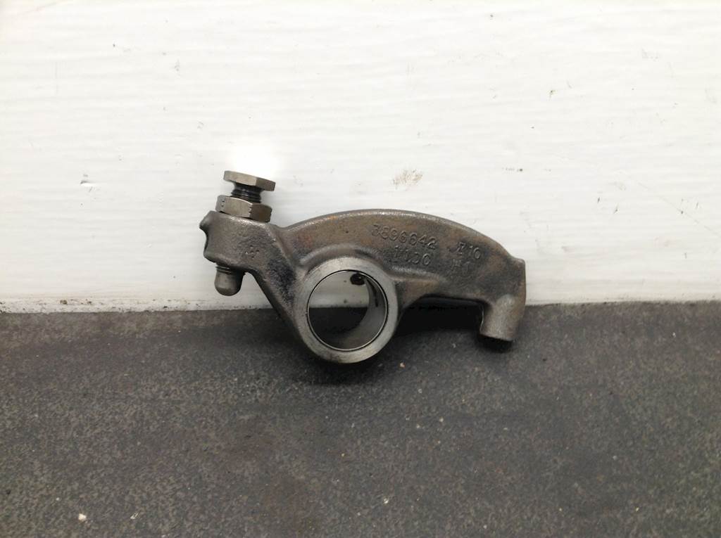 Cummins ISM Rocker Arm For Sale Spencer, IA 3896642