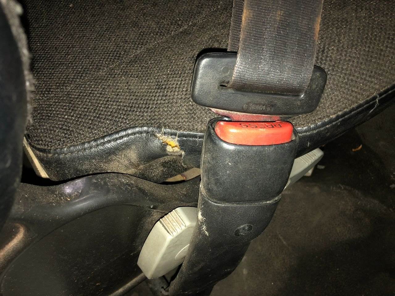 2012 Kenworth T700 Seat Belt Latch For Sale Winimac, IN 25325822