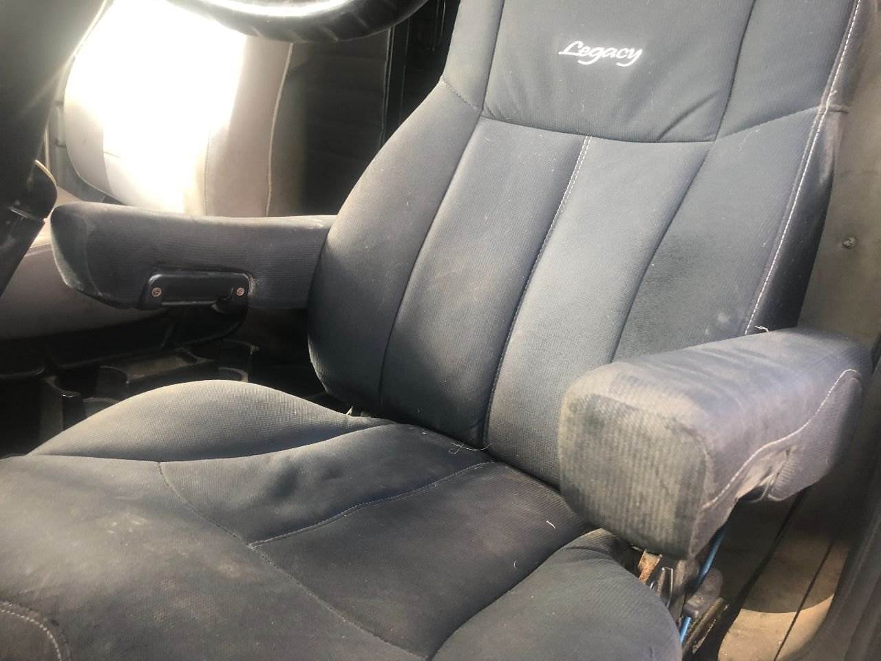 1999 Peterbilt 379 Air Ride Seat For Sale Spencer, IA 25286742