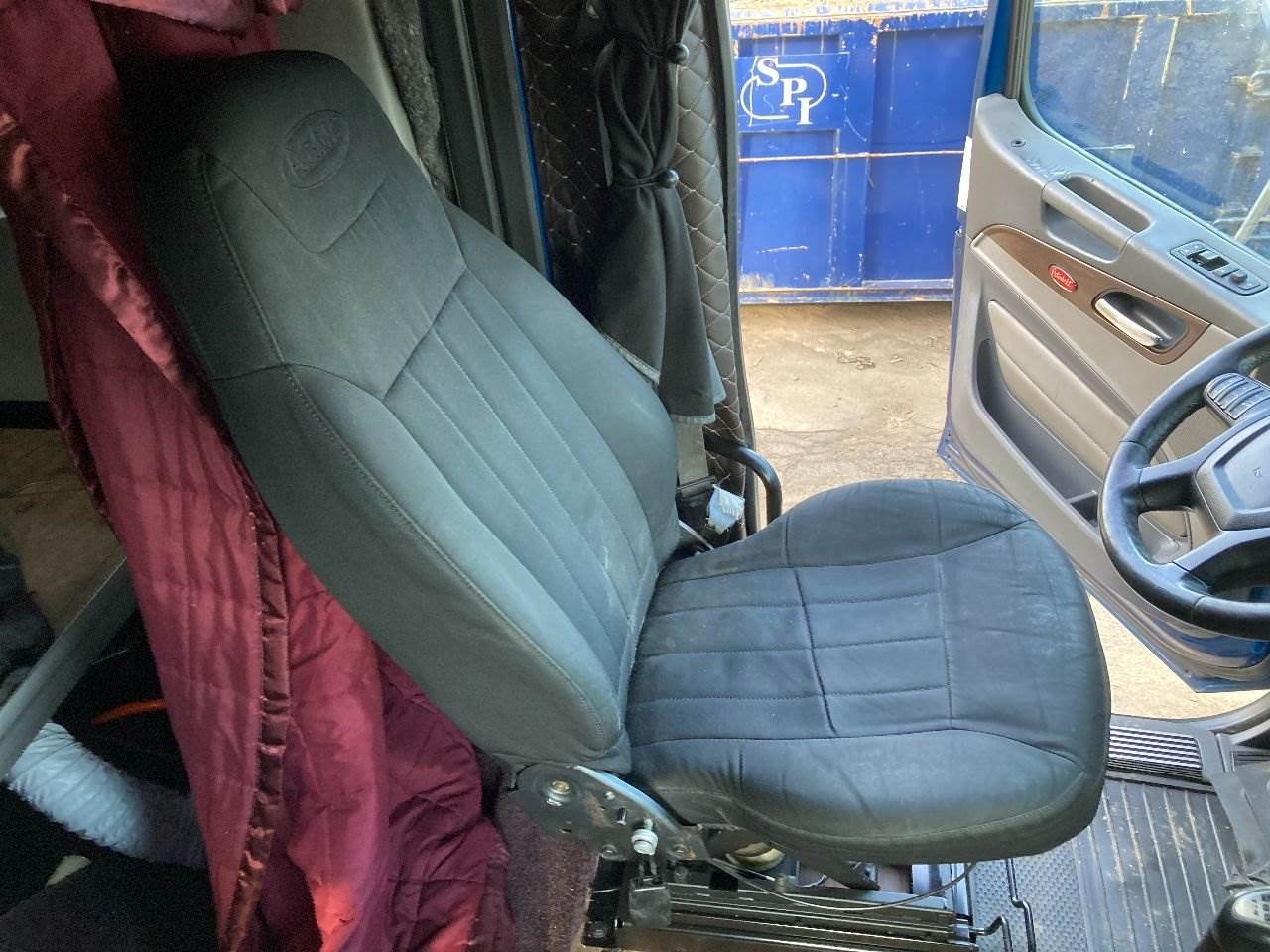 2015 Peterbilt 579 Air Ride Seat For Sale Des Moines, IA 25397194