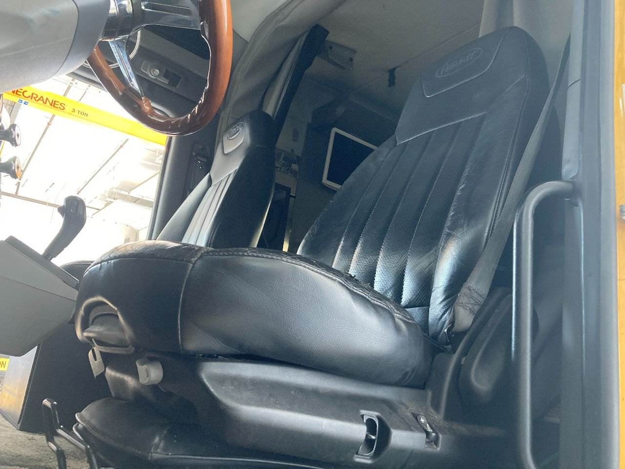 2014 Peterbilt 579 Air Ride Seat For Sale Spencer, IA 25487384
