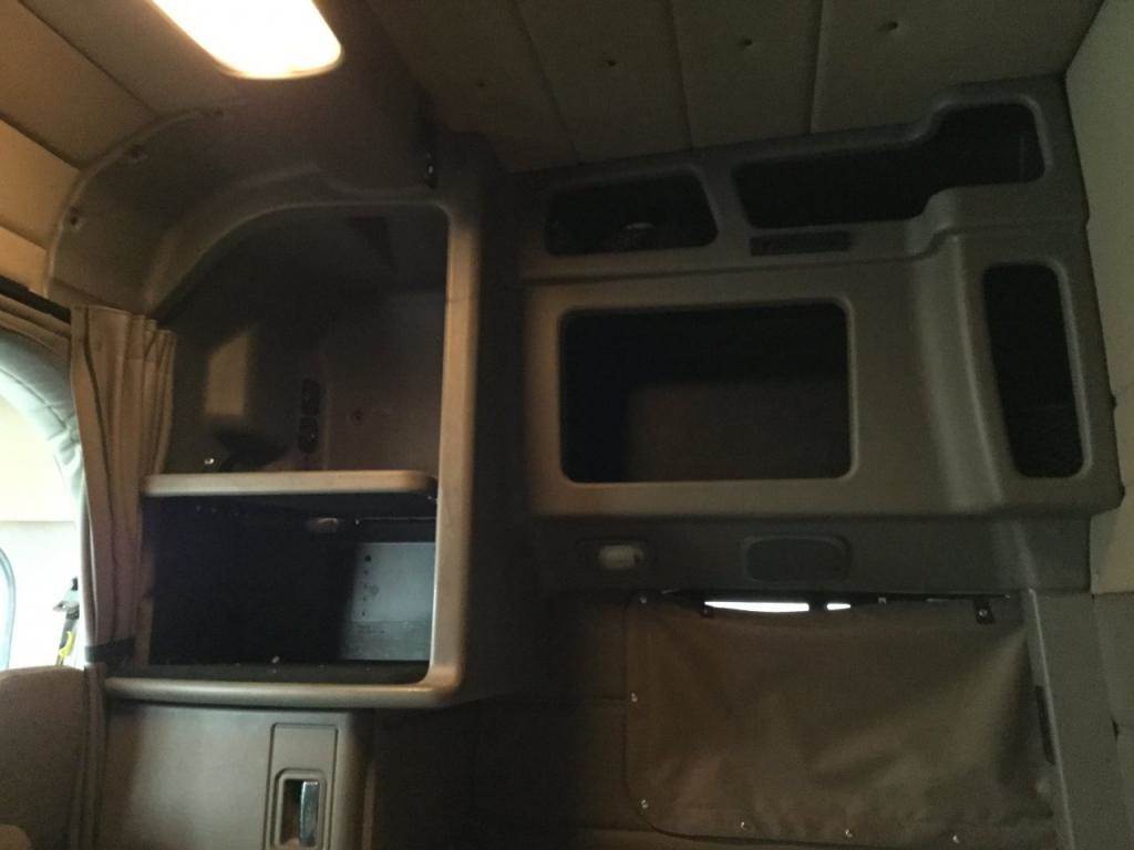 2016 Peterbilt 389 Sleeper Cabinet For Sale Council Bluffs Ia