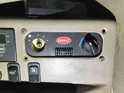 Peterbilt 387 Sleeper Controls