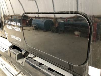 Freightliner Cascadia Sleeper Door
