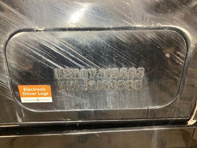 Freightliner Cascadia Sleeper Door