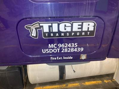 Freightliner Cascadia Sleeper Door