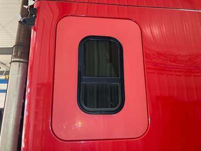 Freightliner Cascadia Sleeper Door