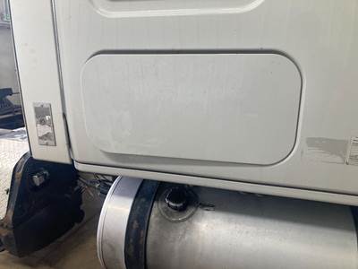 Freightliner Cascadia Sleeper Door