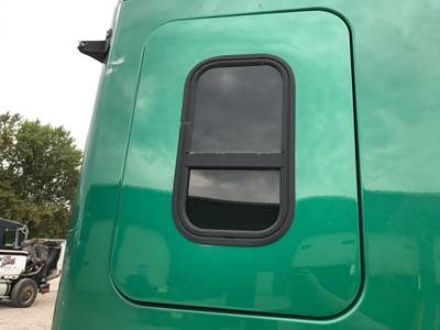 Freightliner Cascadia Sleeper Door